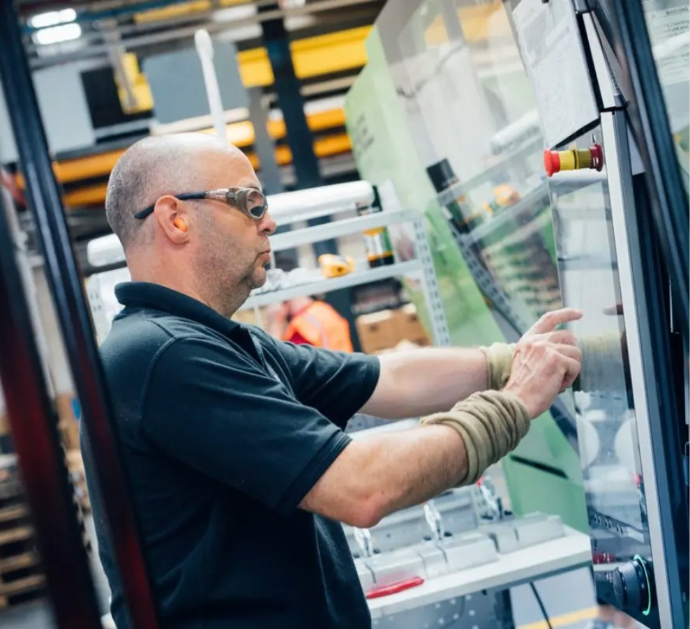 Infor SyteLine Supported by Inforlogic for Denroy Plastics